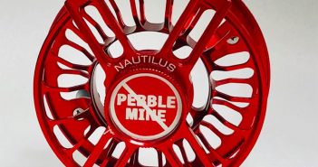 Pebble mine fly reel - red.